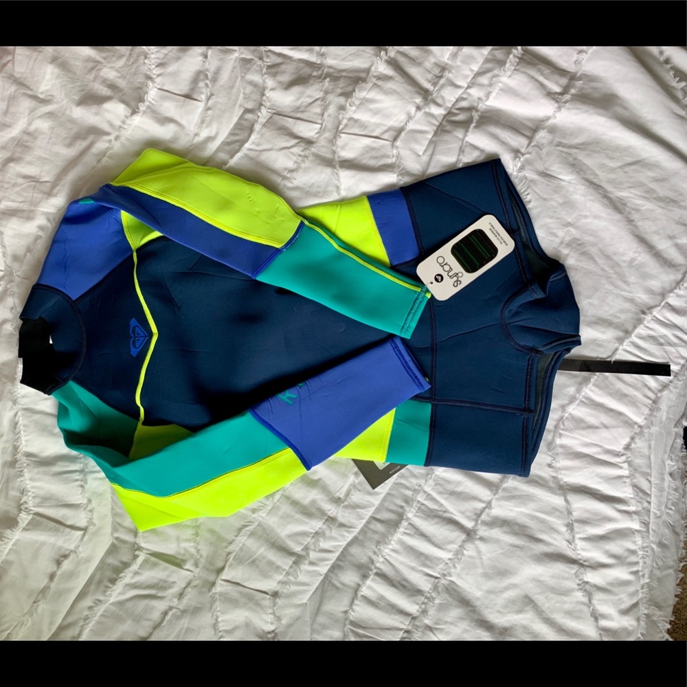 Roxy wetsuit NWT